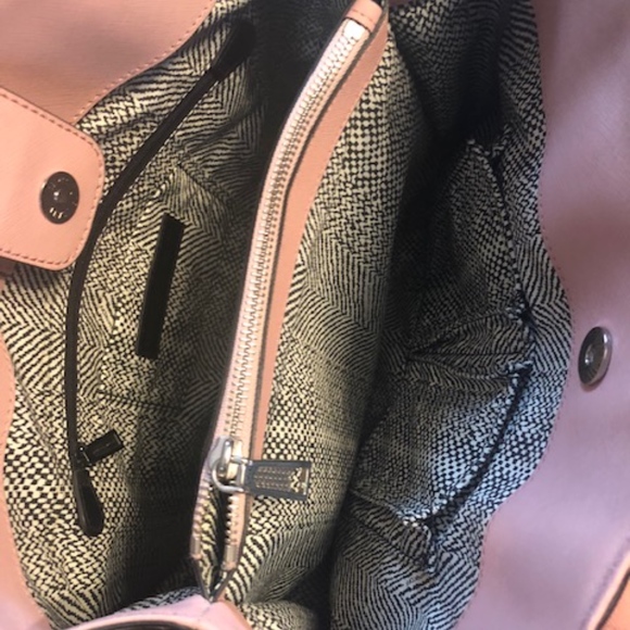 REBECCA MINKOFF LEATHER SALMON BAG - Picture 4 of 5